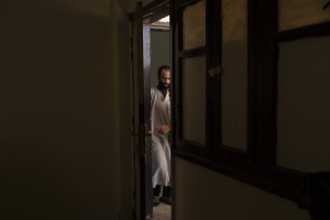 4 September 2019 – Abdul-Rahman al-Shmary, a 24-year-old Saudi IS member who traded in Yazidi slaves and has been in a Syrian Kurdish-run prison since 2017, is led by guards to an interview in Rmeilan, northeastern Syria.